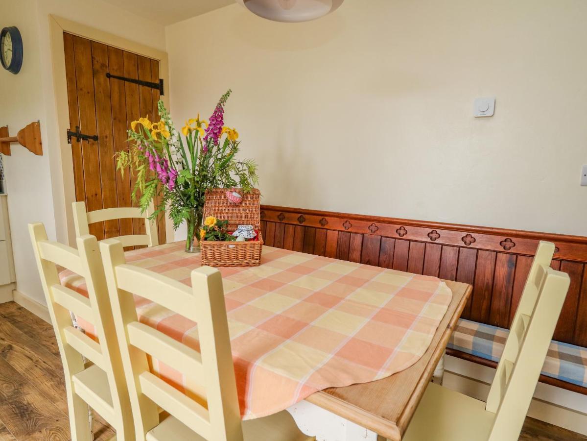 Villa Buzzards Breg Builth Wells Esterno foto